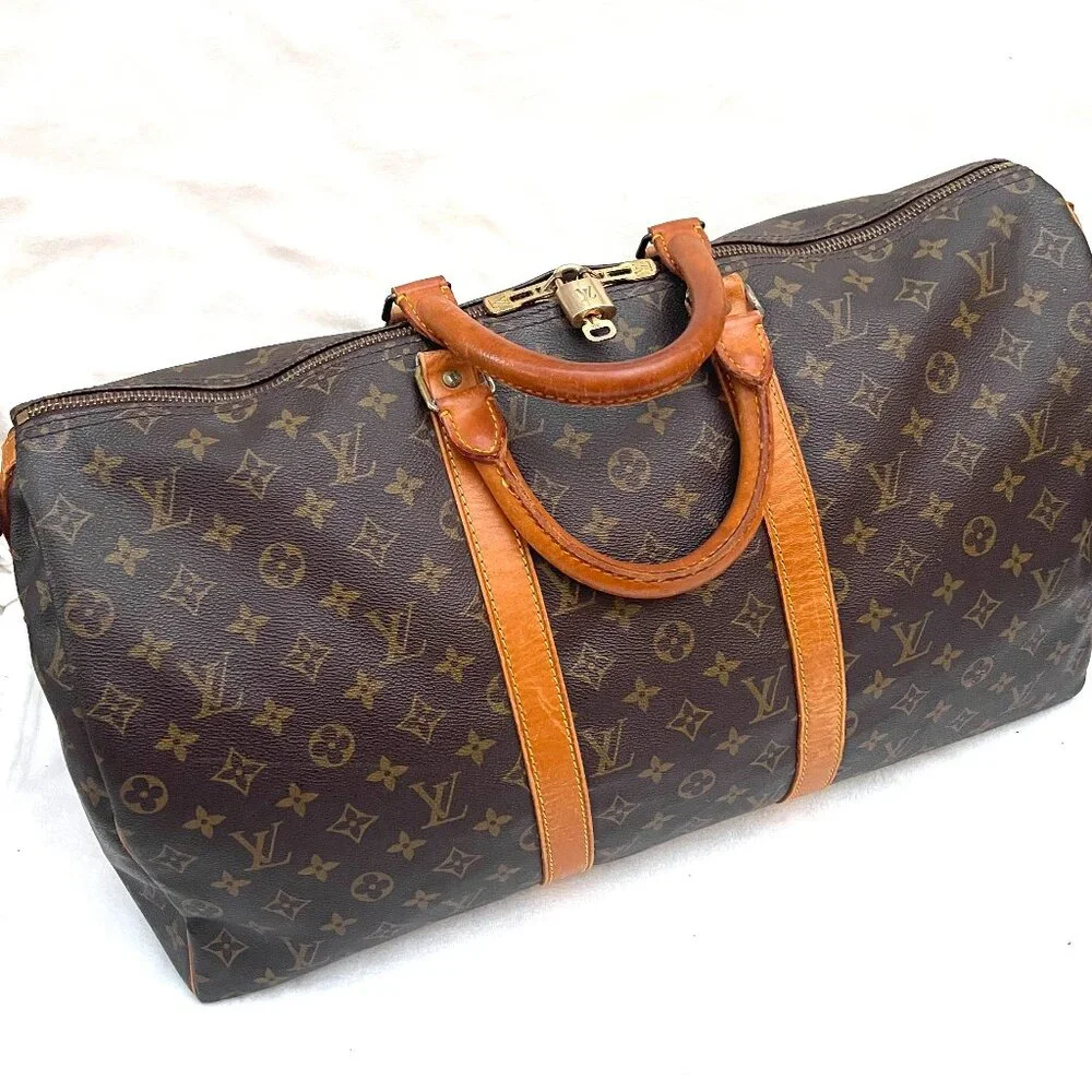 Louis Vuitton Keepall 50 Bandouliere Monogram Travel Bag